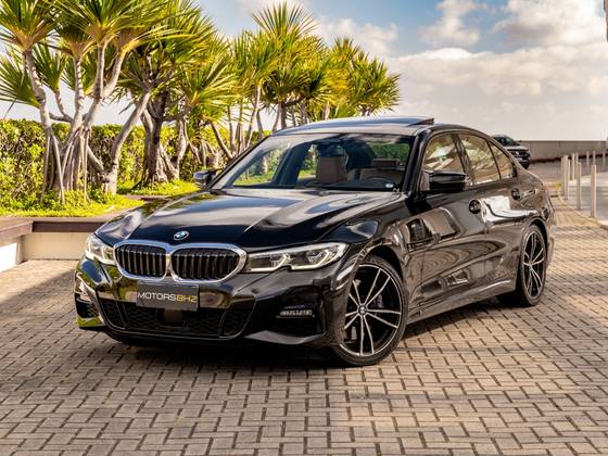 BMW 330i 2.0 16V TURBO GASOLINA M SPORT AUTOMÁTICO